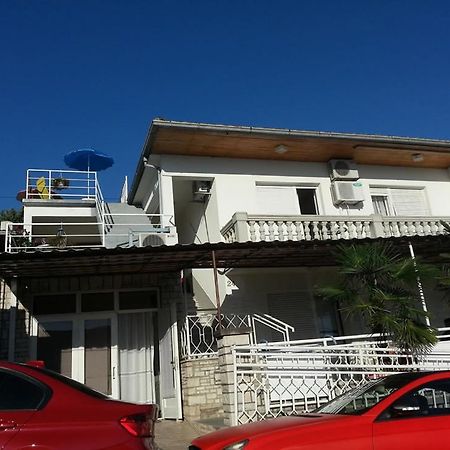 Rivijera Apartment Crikvenica Exterior photo